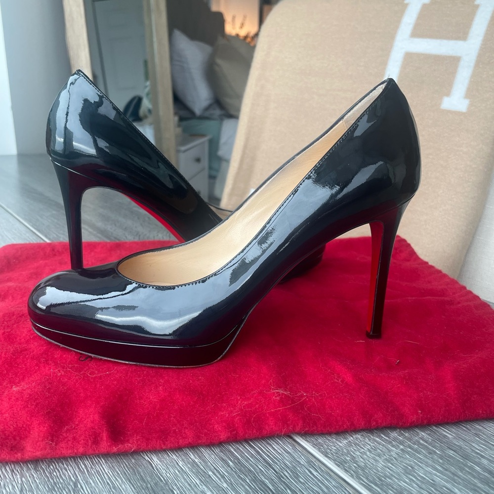 Christian Louboutin New Simple Pump 100mm with 1/2 platform, size 38 or 7.5.